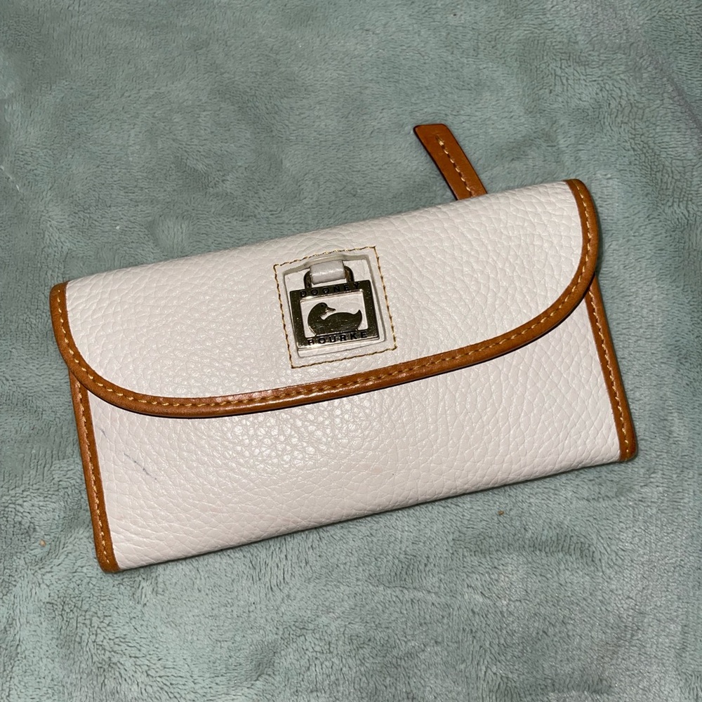 DOONEY & BOURKE - Pebble Grain Continental Clutch